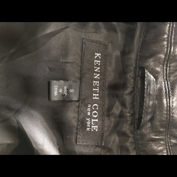 Ladies Kenneth Cole Black Leather Jacket-size small - Picture 7 of 8